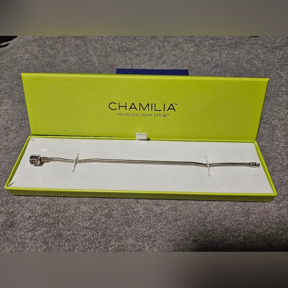 Chamilia Sterling Silver Charm Bracelet ✨️ Length 8" Like new ✨️